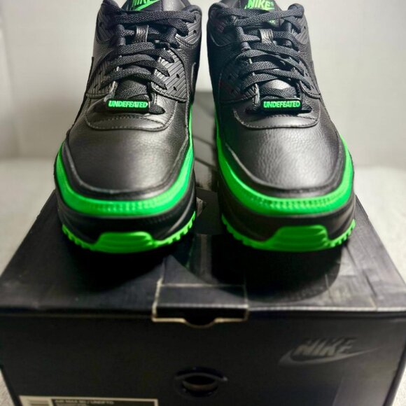 Undefeated x Nike Air Max 90 Black Green Spark Sz12 - | OG box and ex laces Rare - Picture 4 of 13